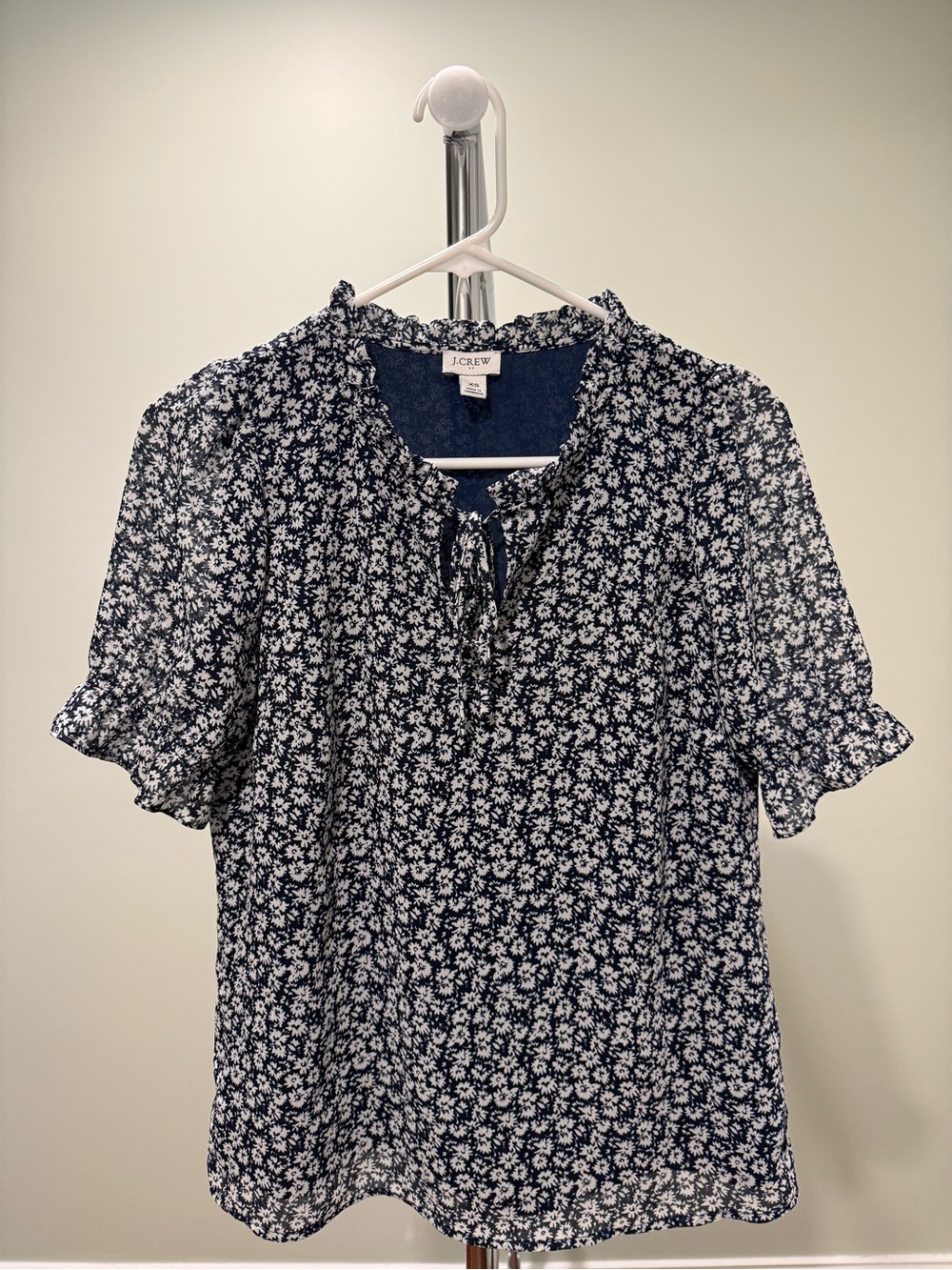 J.Crew Short-Sleeve Ruffle Tie-Neck Top Floral XS